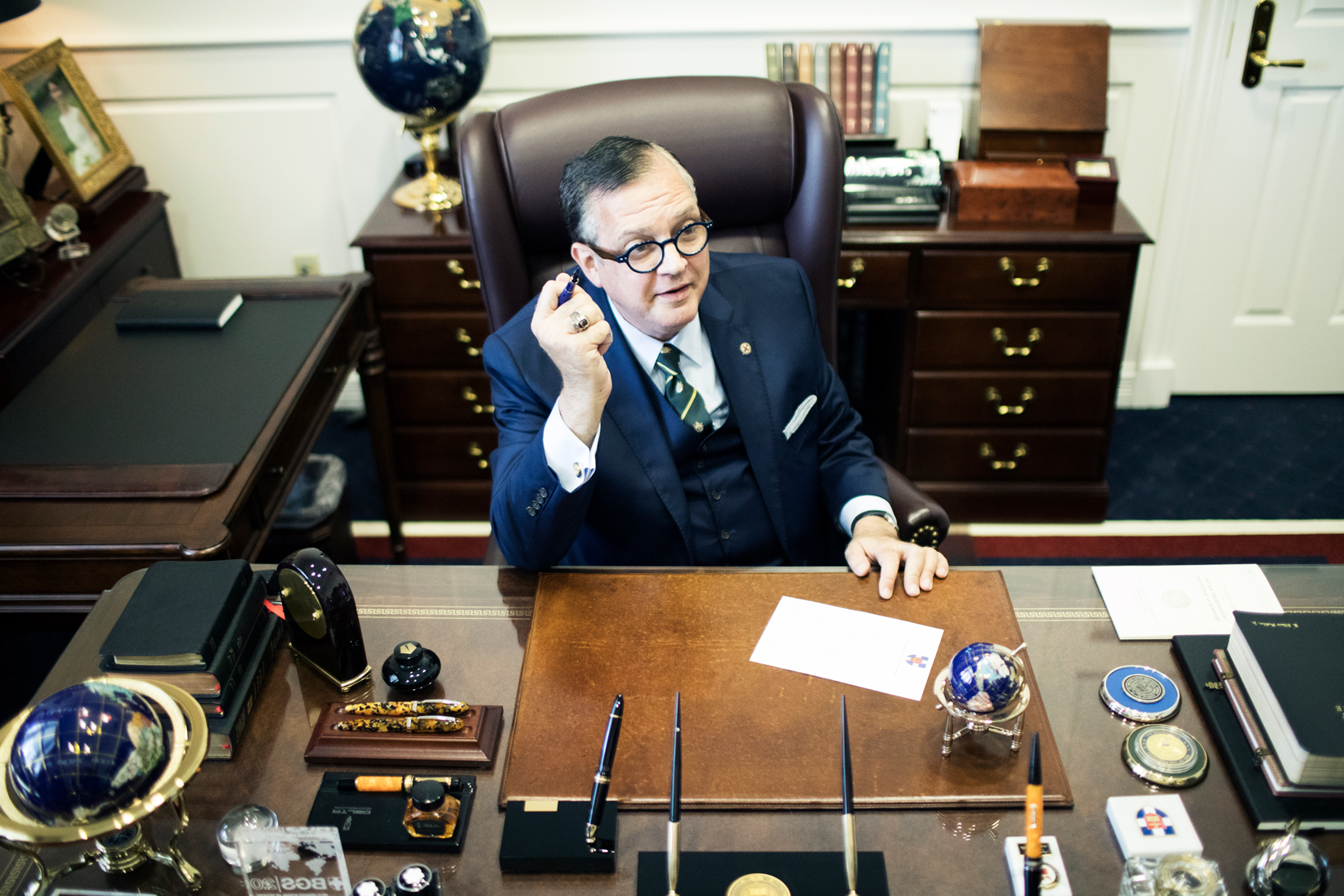 Photo essay Albert Mohler in his 25th year — Southern Equip